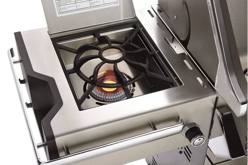 Газовый гриль Prestige PRO 825, с 4-мя основными горелками, задней инфракрасной горелкой, горелкой для копчения и отдельной камерой SIZZLE ZONE, из нержавеющей стали ВЕРТЕЛ В КОМПЛЕКТЕ PRO825RSBIPSS-3-RC фото