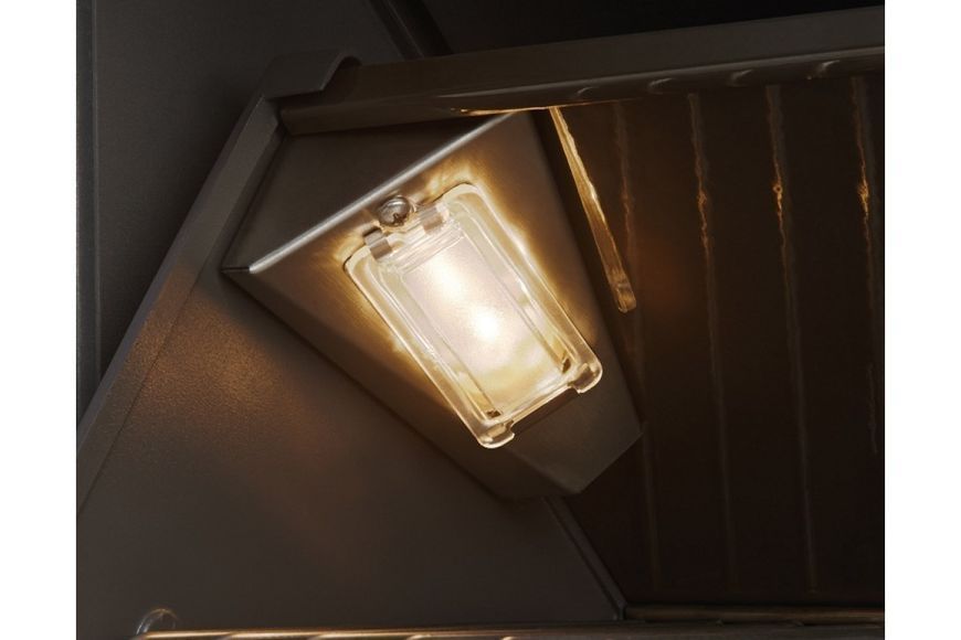 Газовый гриль Prestige BIPRO 825, с 4-мя основными горелками, задней инфракрасной горелкой, горелкой для копчения и отдельной камерой SIZZLE ZONE, из нержавеющей стали ВЕРТЕЛ В КОМПЛЕКТЕ BIPRO825RBIPSS-3 фото